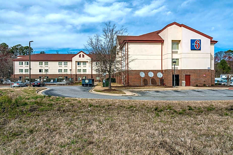 Motel 6-Rocky Mount, NC