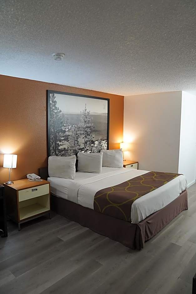 Super 8 by Wyndham Fernley