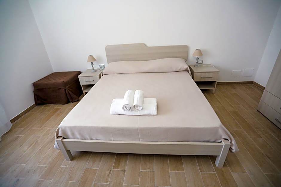 Il Viaggiatore Via Rimini Serapo