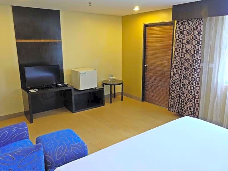 Summit Circle Cebu - Quarantine Hotel