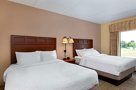 2 Queen Beds Nonsmoking
