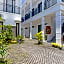 OYO 90525 White Guesthouse