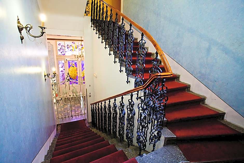 Hotel William