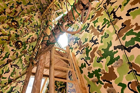 Marine Room with Private Bathroom and Marine Museum ticket