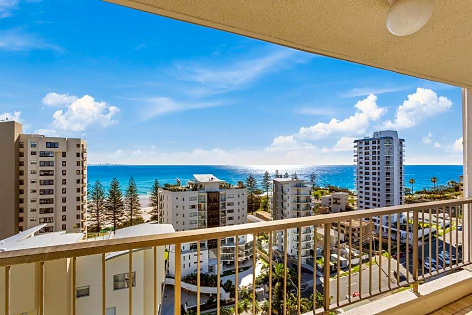 Rainbow Commodore Coolangatta