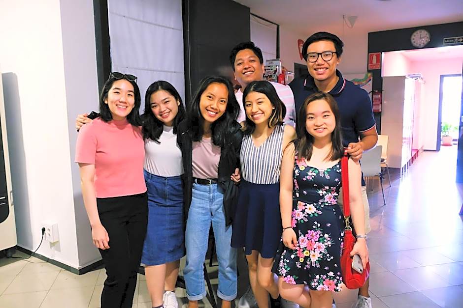 Alternative Creative Youth Hostel Barcelona