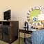 Holiday Inn Express and Suites Dickson City By IHG