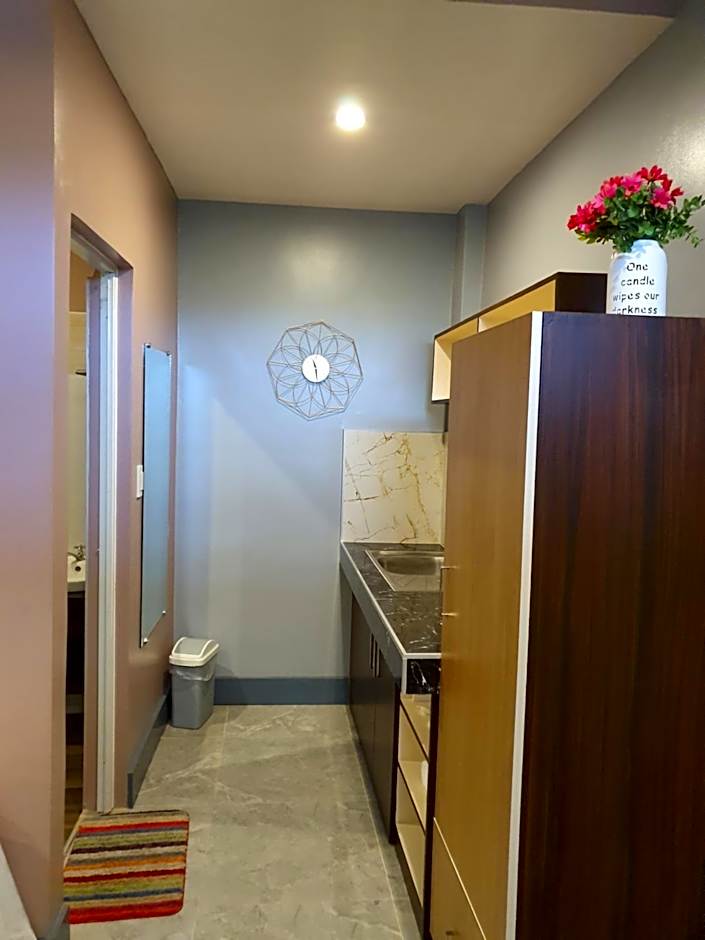 Felicidad Resto and Pension House