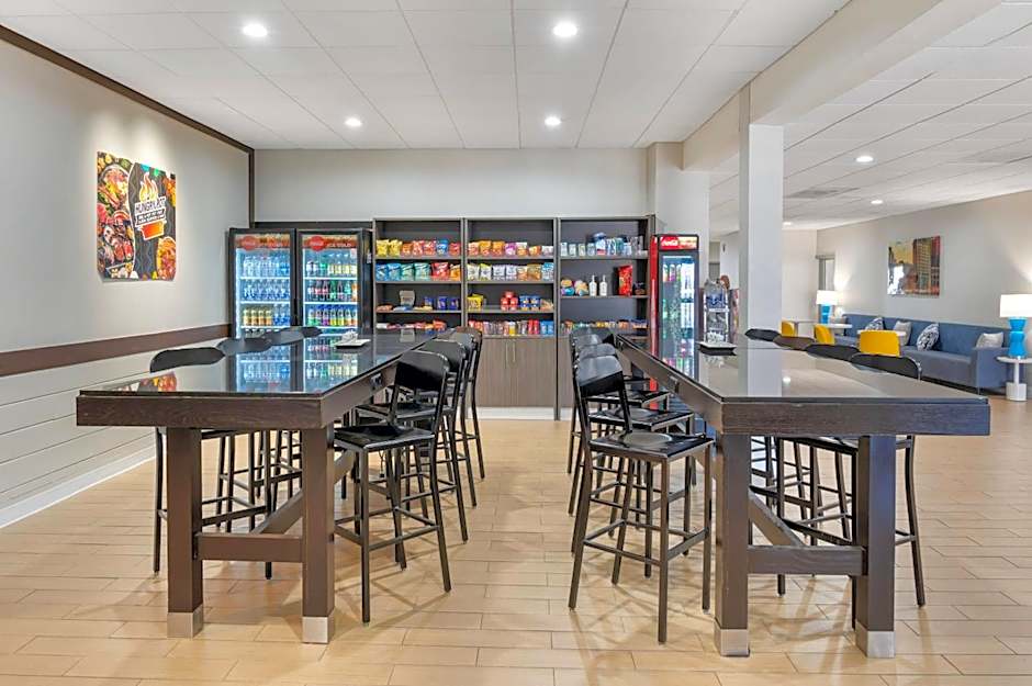 Comfort Inn & Suites Danbury-Bethel