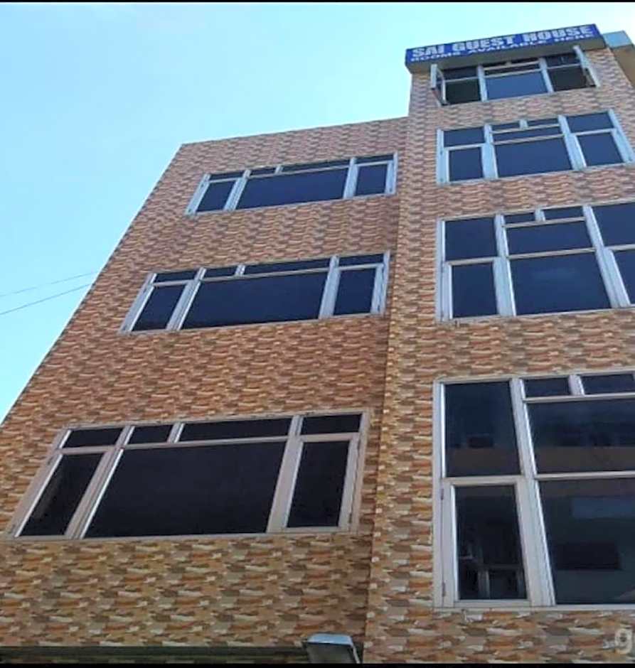 Goroomgo Sai Guest House Pathankot