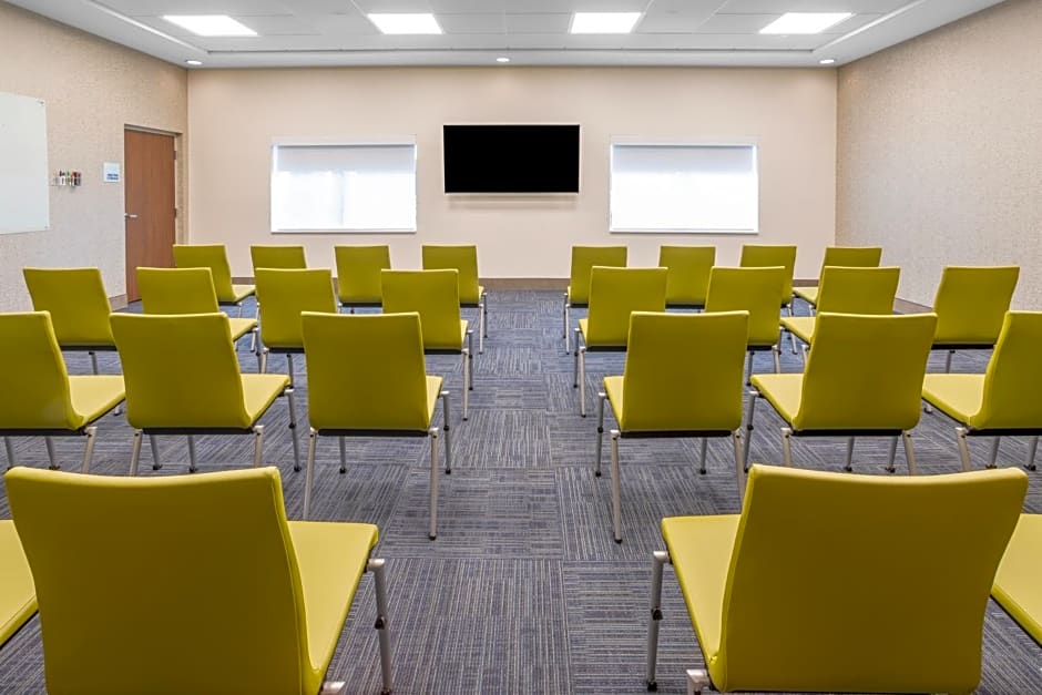 Holiday Inn Express & Suites - Wildwood - The Villages By IHG