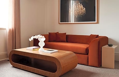 The Rooms Milton