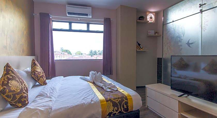 Top Garden Hotel