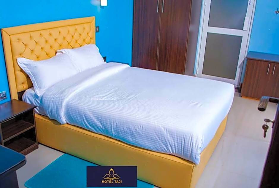 HOTEL TAJI