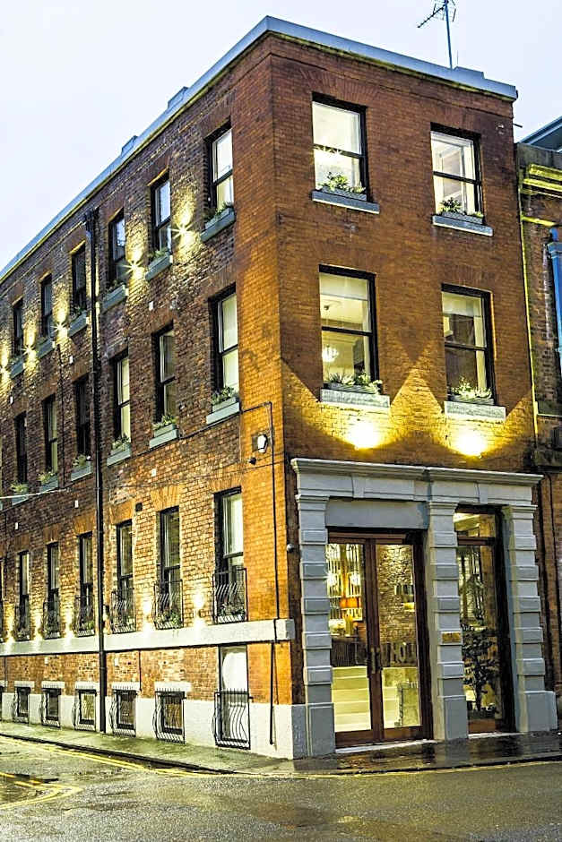 The Cow Hollow Hotel