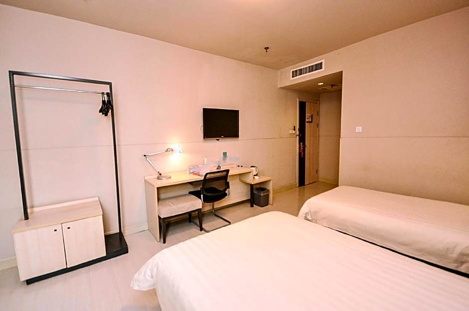 Jinjiang Inn Langfang New Chaoyang Pedestrian Street