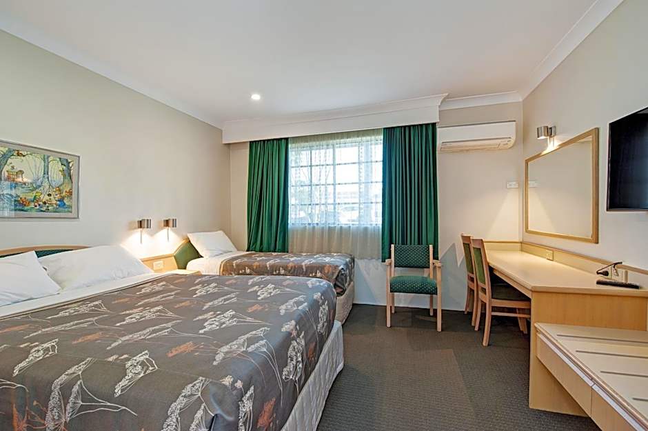 Colonial Terrace Motor Inn