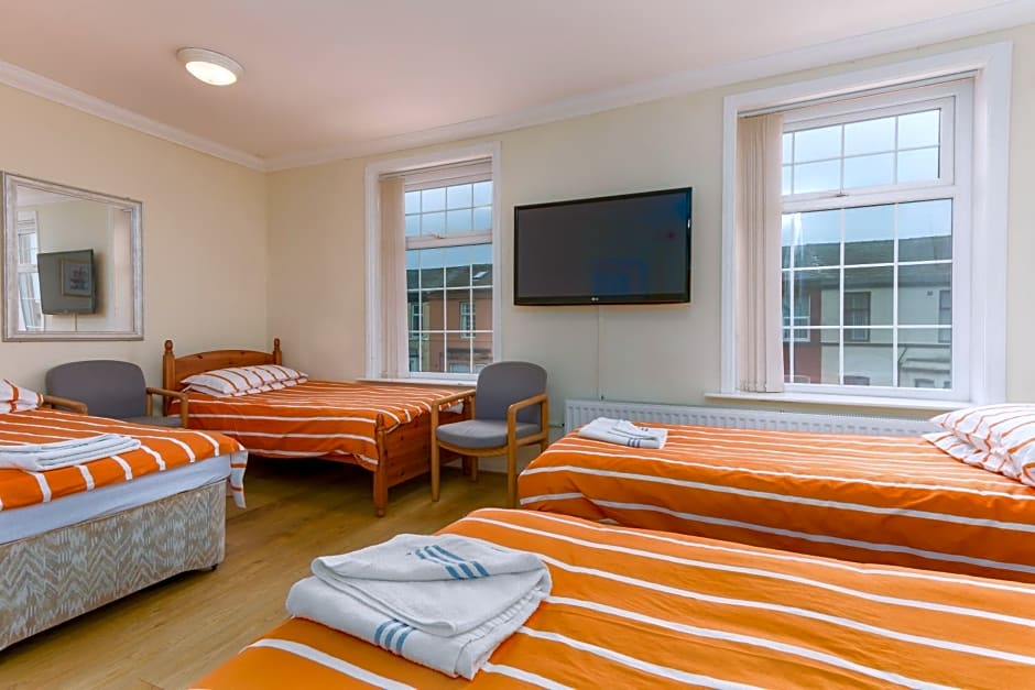 Brecks Hotel – Blackpool