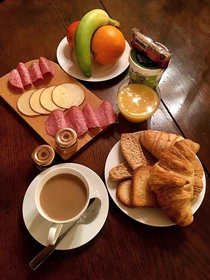 Highland Bear Lodge & Luxury Bear Huts