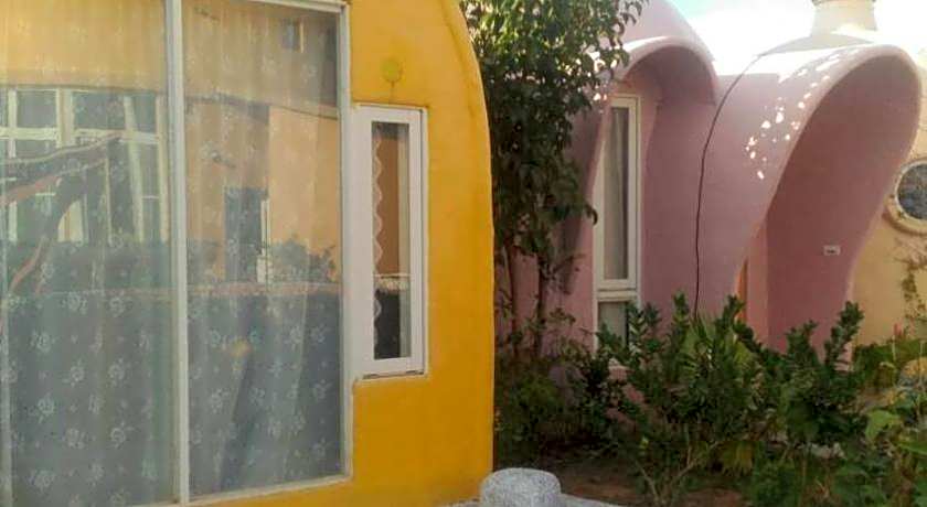 HI-BI Outer Space House BnB