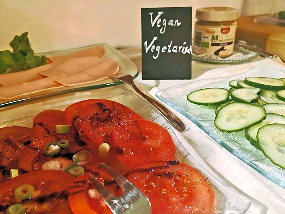 UNO Hotel Chapeau Noir - Free Parking