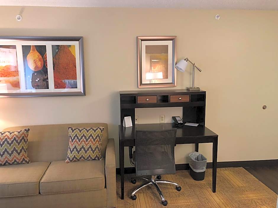 Staybridge Suites Grand Rapids-Kentwood By IHG