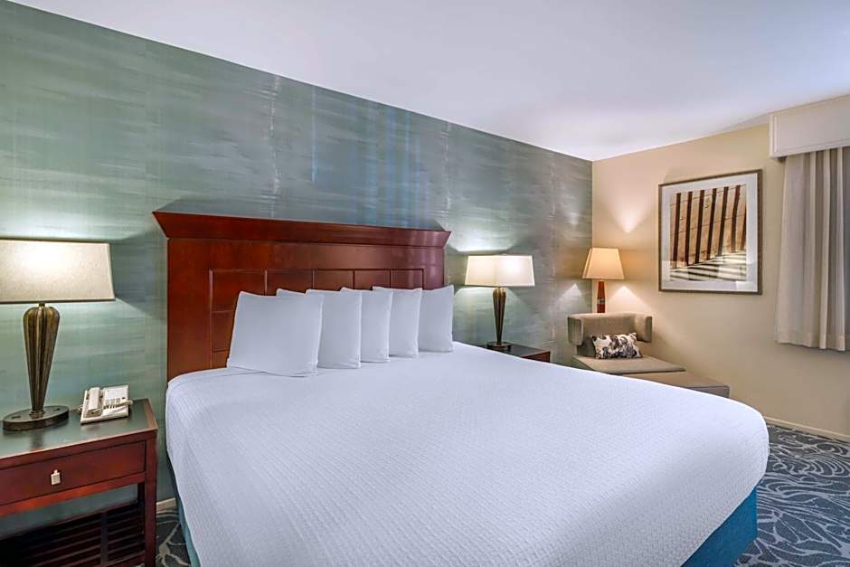 Best Western Plus Carpinteria Inn