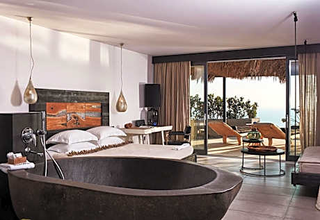 Grand Majestic-Two Bedroom Villa with Private Pool