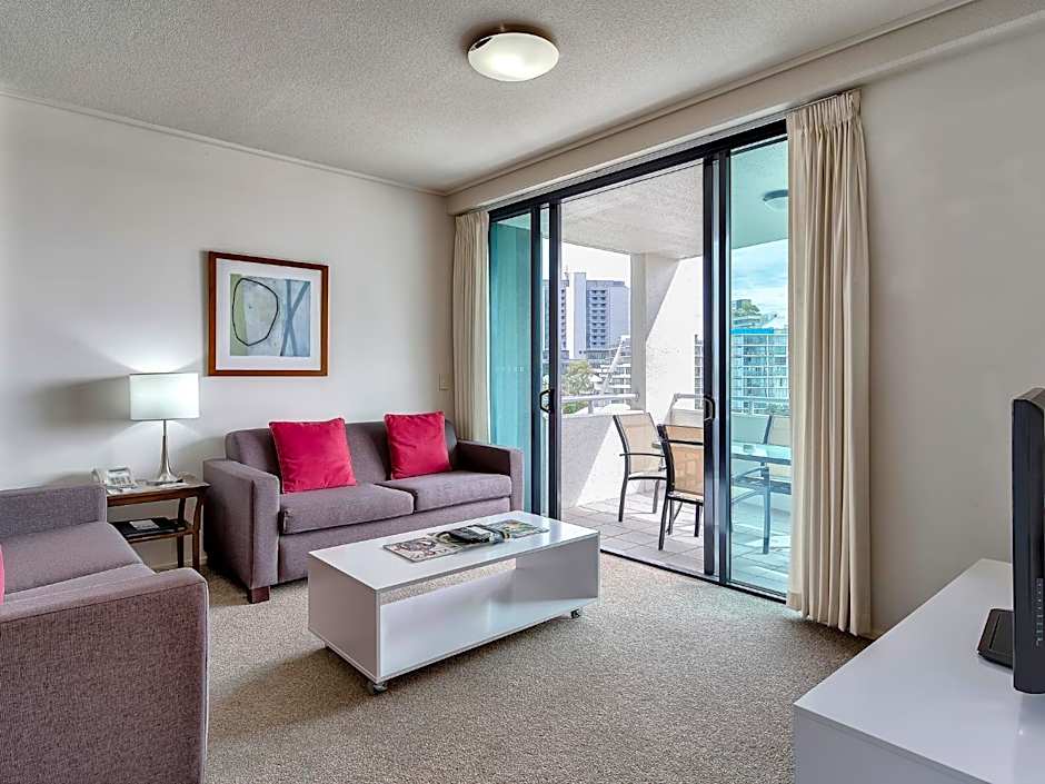 SKD Suites