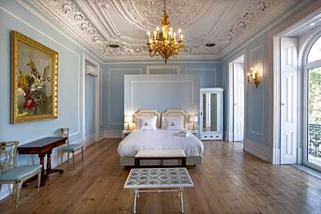 Imperial Suite with Balcony