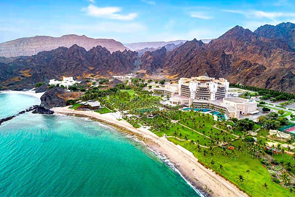 Al Bustan Palace, a Ritz-Carlton Hotel