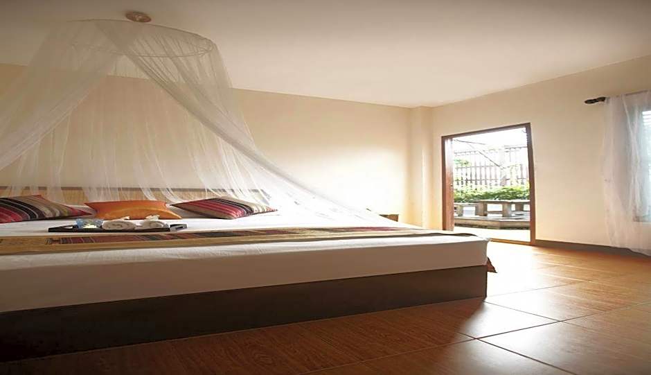 Pannee Residence @ Dinsor