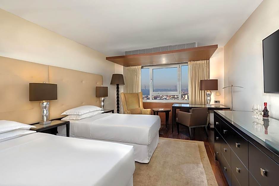 Photo 1 of 9 of Club 2 Twin Beds Guestroom