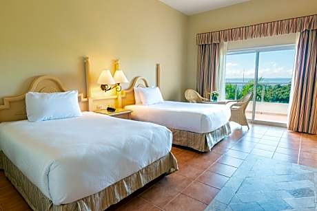 Double or Twin Deluxe 2AD 1 CH