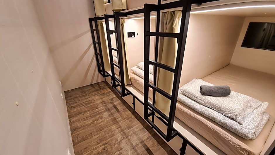 Cabin HOSTEL
