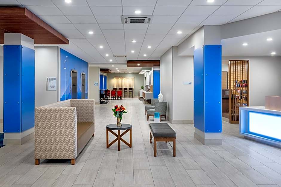 Holiday Inn Express & Suites Santa Ana - Orange County By IHG