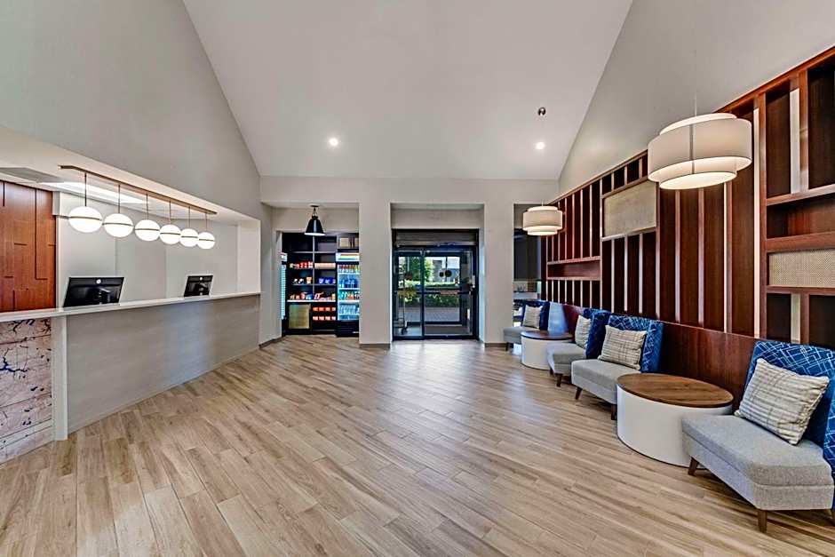 Comfort Suites Chesapeake - Norfolk