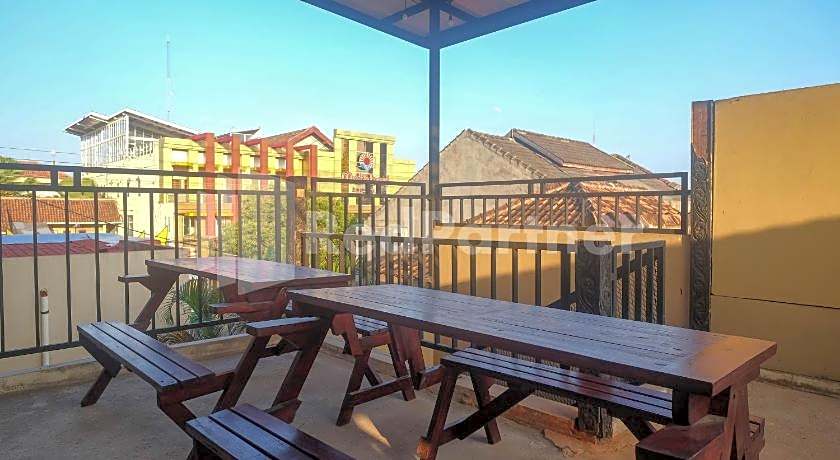 OYO 206 Hotel Candra Kirana