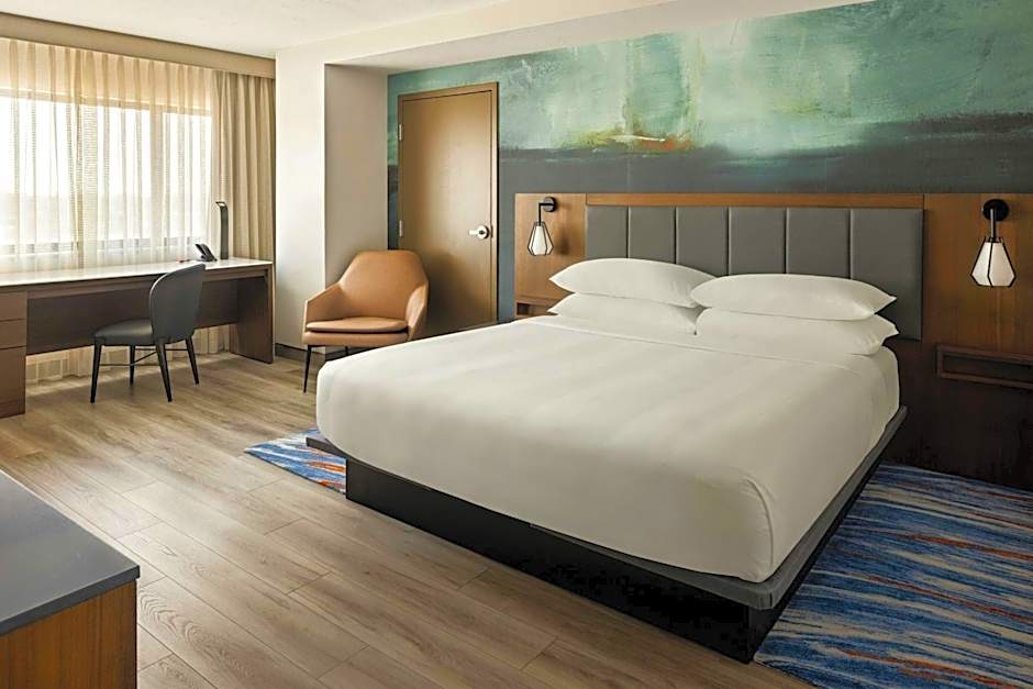 Oshkosh Marriott Waterfront Hotel & Convention Center