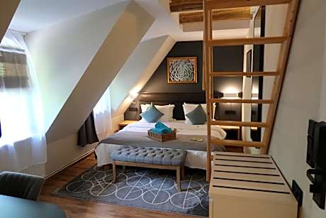 Double Loft