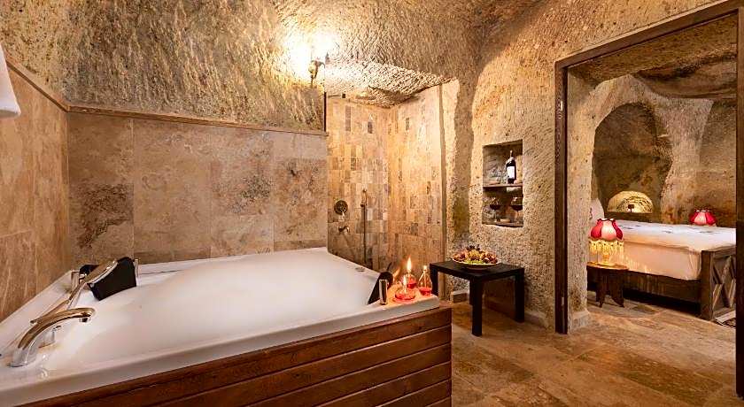 Kayata Cave Suites