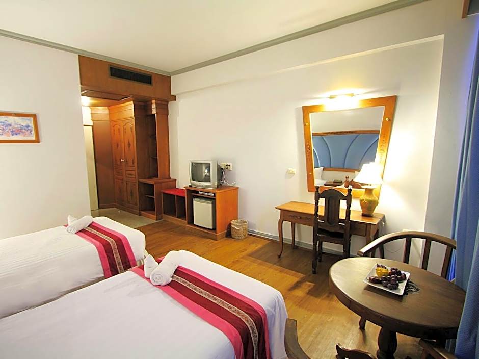 Thepnakorn Hotel