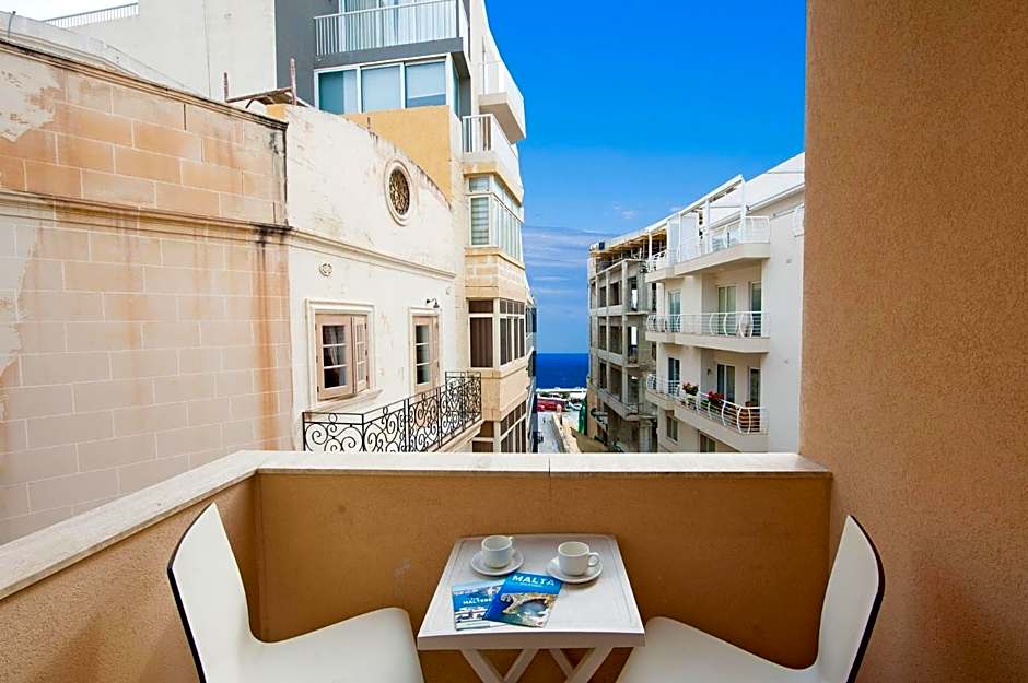 Photo 1 of 38 of Alborada Apart Hotel