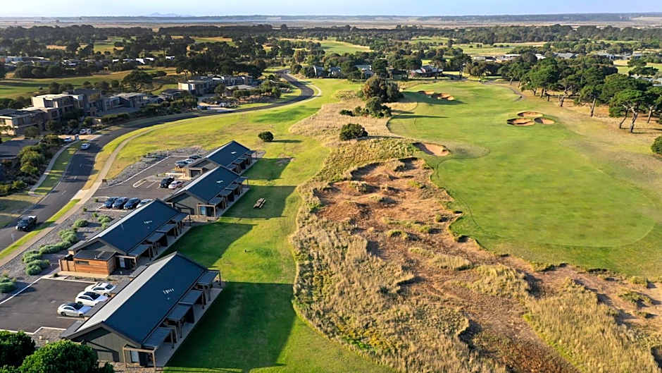 13th Beach Golf Lodges