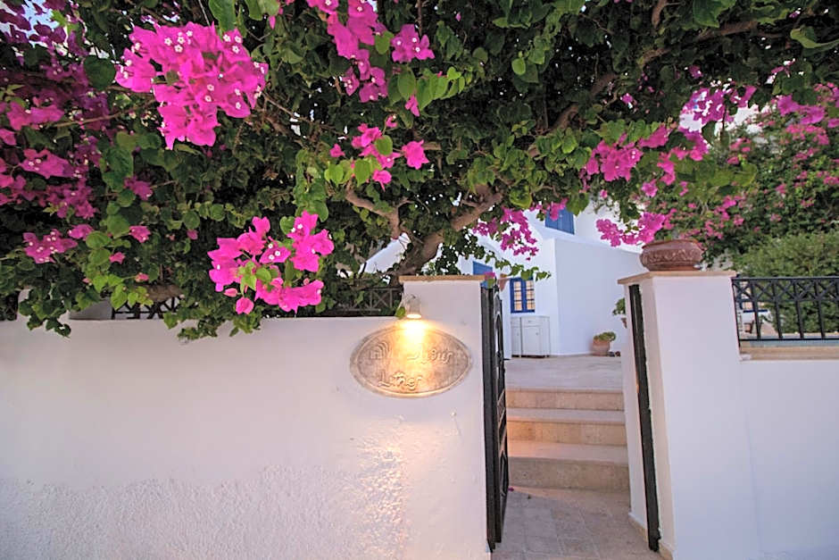 Lithies Traditional Homes