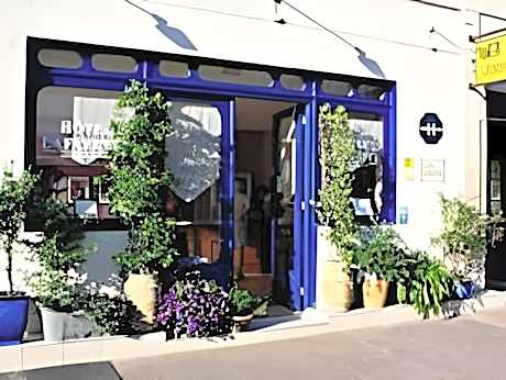 Logis Hotel Lafayette Rochefort France