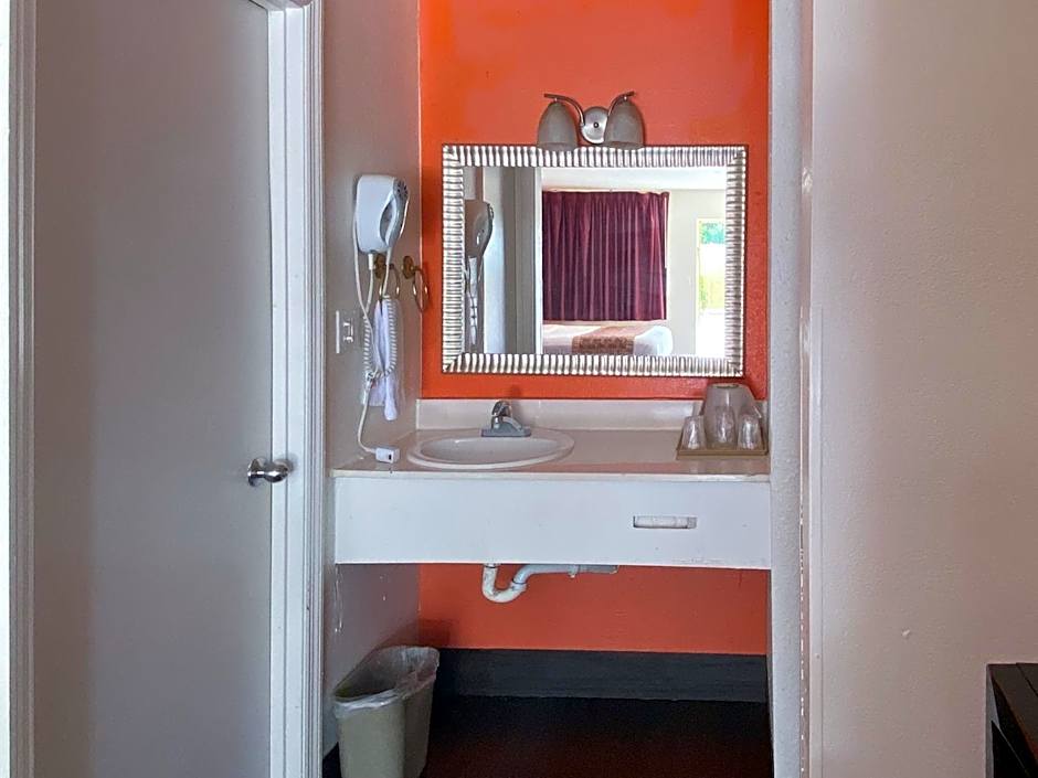 Royal Inn Richmond Hill- Savannah I-95