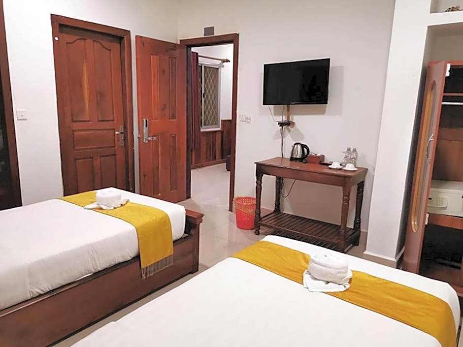 Hello Cambodia Boutique