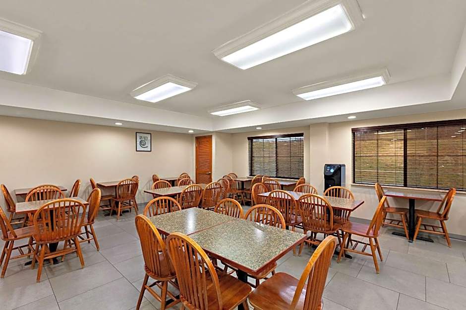 Country Inn & Suites by Radisson, Jonesborough-Johnson City West, TN