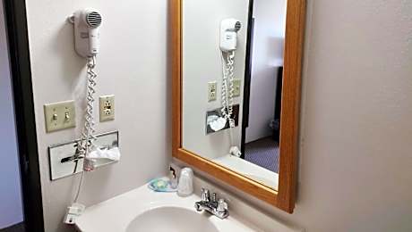 Double Full 2nd Floor